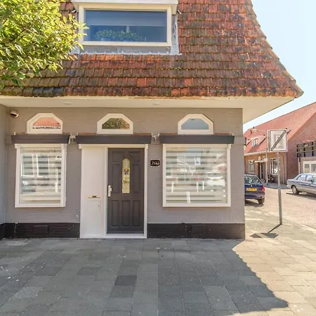 Holiday's & Short-stay Katwijk Apartment *
