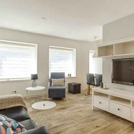 Holiday's & Short-stay Katwijk