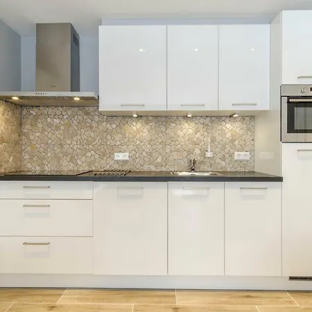 Holiday's & Short-stay Katwijk Apartment *
